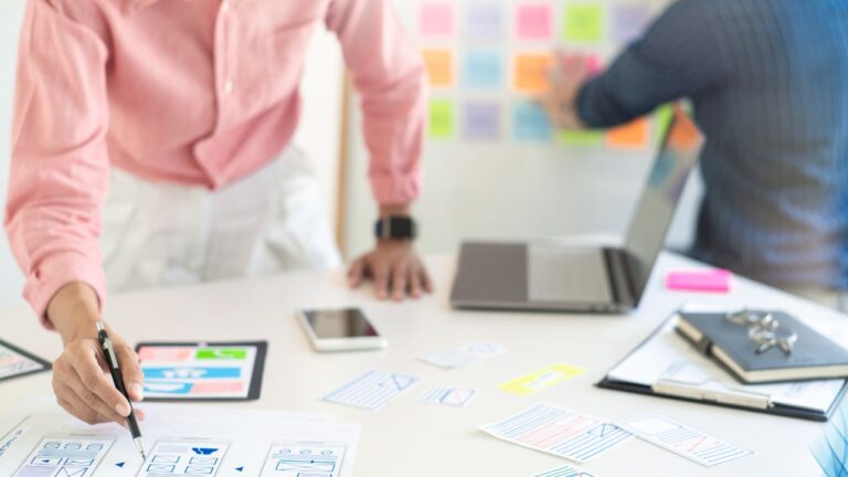 Bonelli Systems Customer Relationship Management (CRM) What are the benefits of using a CRM for your business?